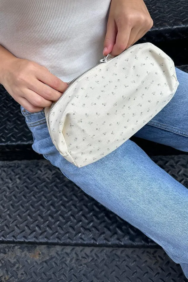 Accessories Floral Travel Bag Brandy Melville BAGS and BACKPACKS