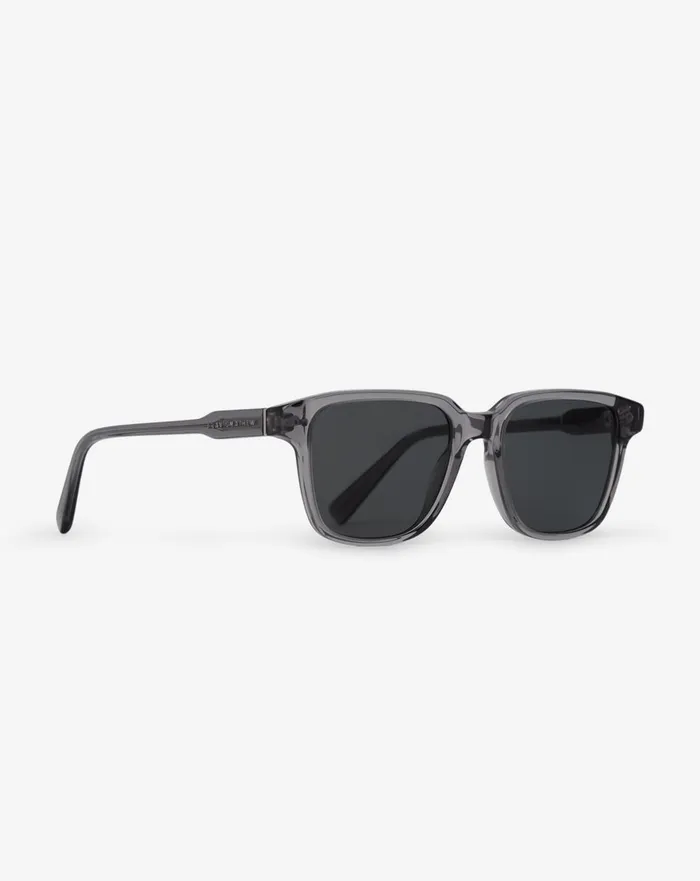 Accessories Sunglasses TravisMathew OFFDAZE SUNGLASSES Translucent Grey Grey Polar Accessories Sunglasses TravisMathew OFFDAZE SUNGLASSES Translucent Grey Grey Polar