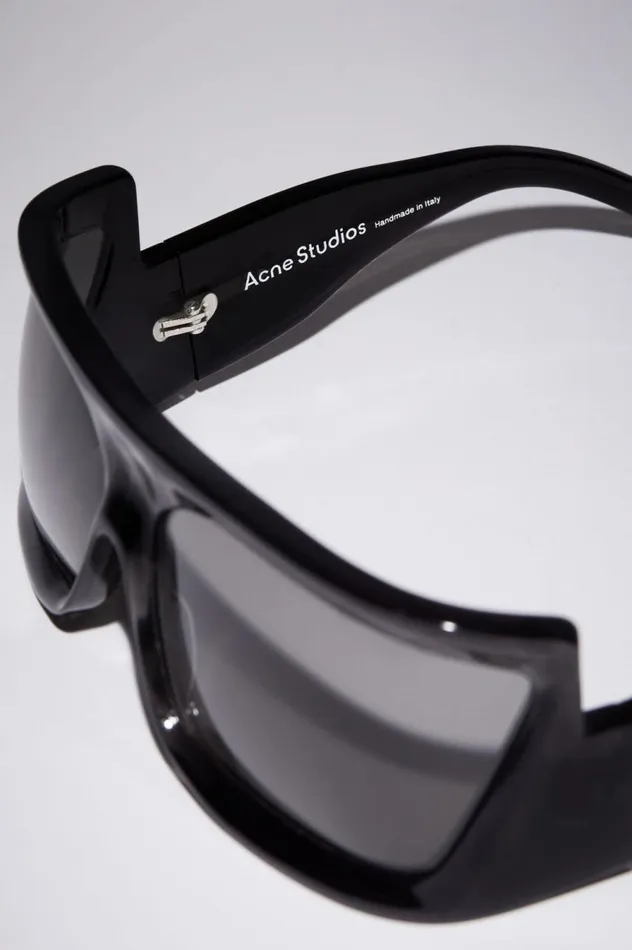 Acne Studios Frame Sunglasses Black Women Eyewear