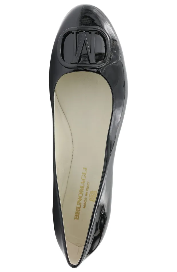 Bruno Magli Mimi Signature Leather Ballet Flat 8211 Black Patent Women Flats and Loafers