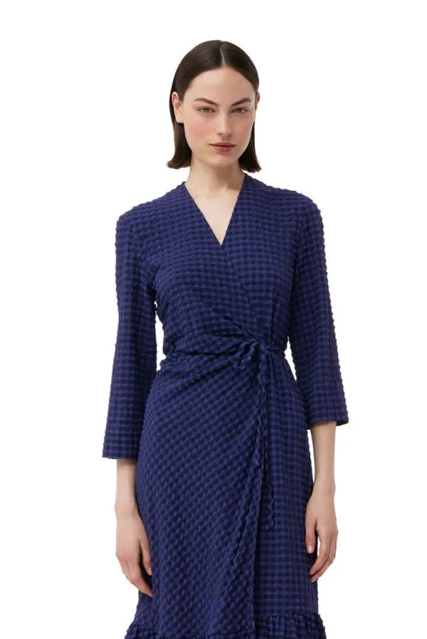 Clothing GANNI Dresses Blue Checkered Seersucker Gathered Midi Wrap Dress Deep Cobalt Clothing GANNI Dresses Blue Checkered Seersucker Gathered Midi Wrap Dress Deep Cobalt