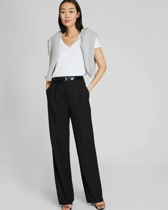 Club Monaco Tees The VNeck Tee White 8211 Women