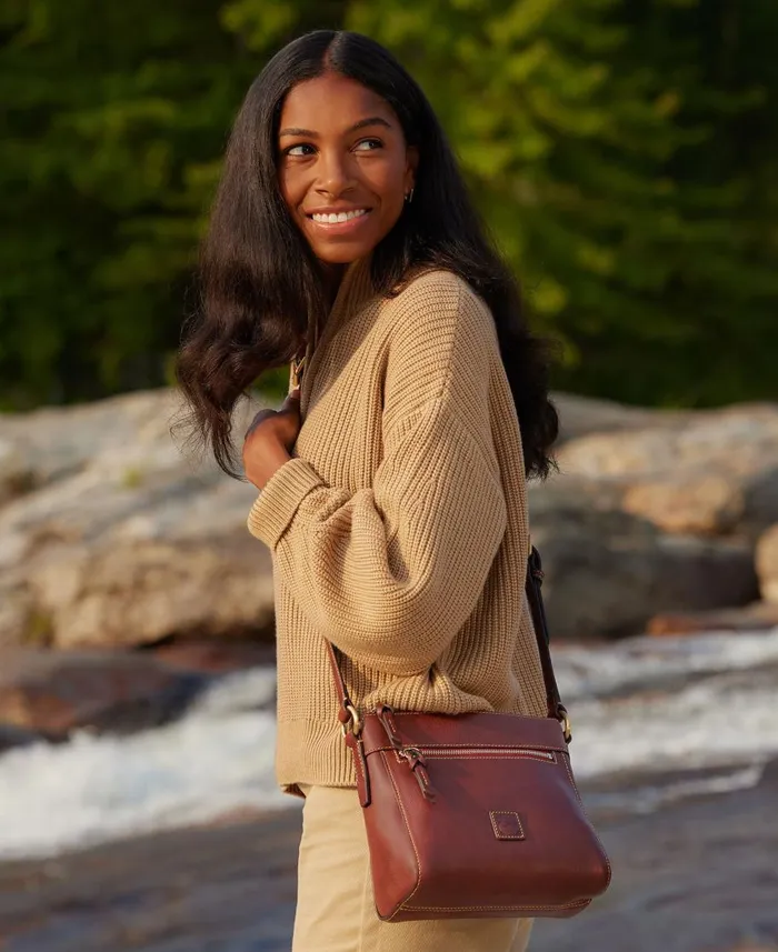 Dooney and Bourke Crossbodies Florentine Allison Crossbody Chestnut 8211 WomenMen Dooney and Bourke Crossbodies Florentine Allison Crossbody Chestnut 8211 WomenMen