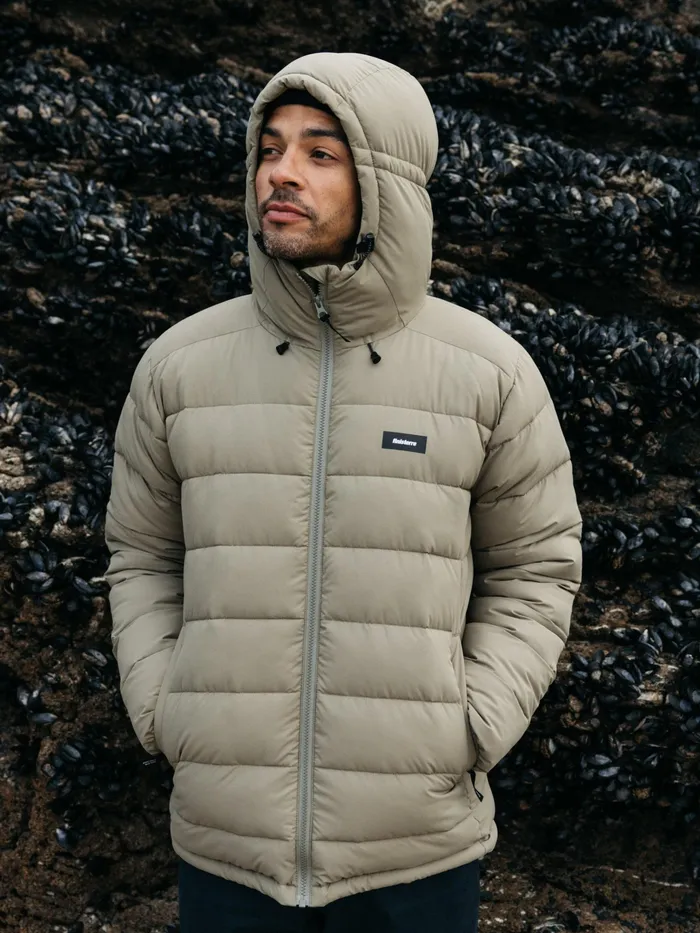 Finisterre Jackets and Coats Men Nebulas Insulated Jacket Willow Green
