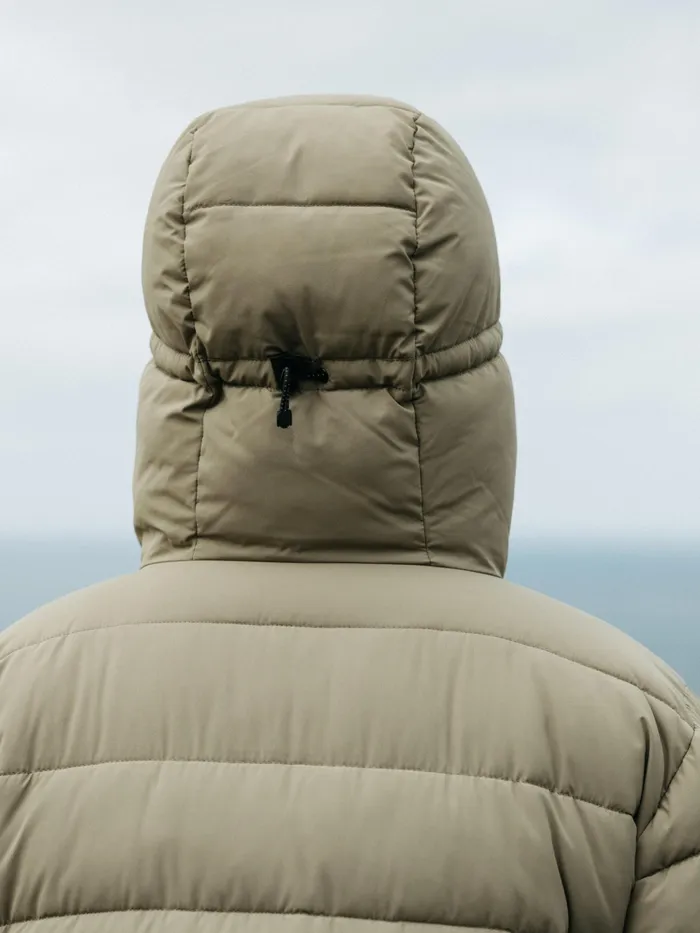 Finisterre Jackets and Coats Men Nebulas Insulated Jacket Willow Green