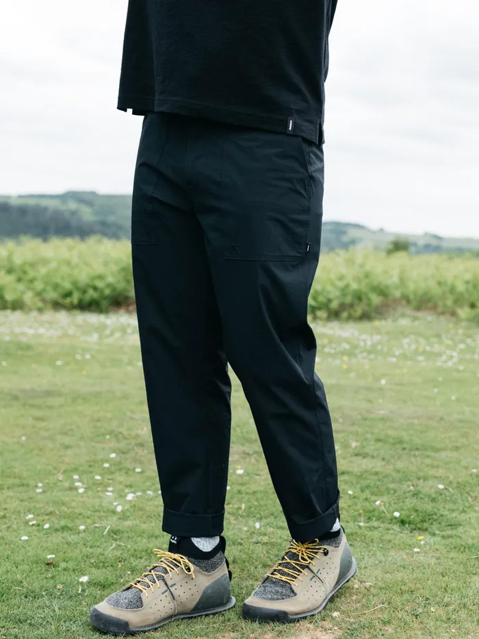 Finisterre Pants Men Walker Pant Black