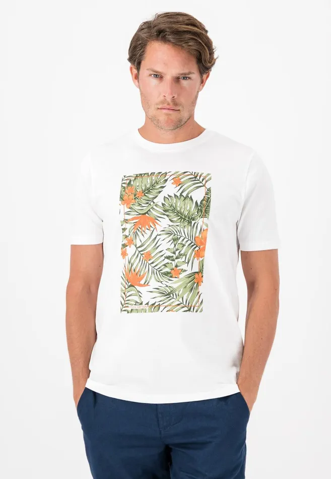 FYNCHHATTON Soft Tshirt With Botanical Front Print Whitenavy Men Tshirts