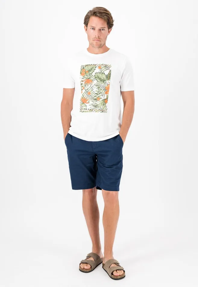 FYNCHHATTON Soft Tshirt With Botanical Front Print Whitenavy Men Tshirts