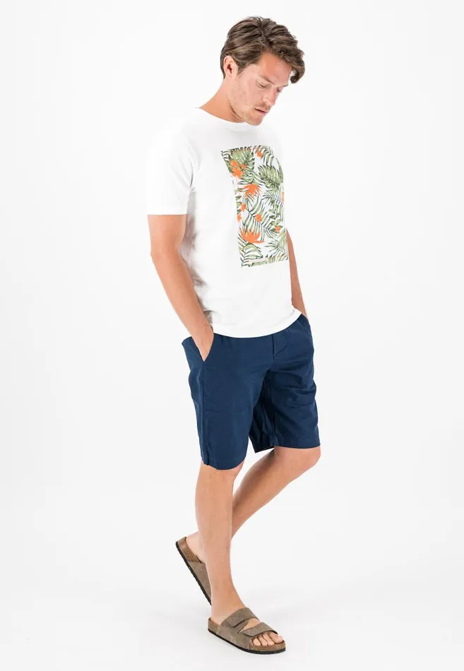 FYNCHHATTON Soft Tshirt With Botanical Front Print Whitenavy Men Tshirts