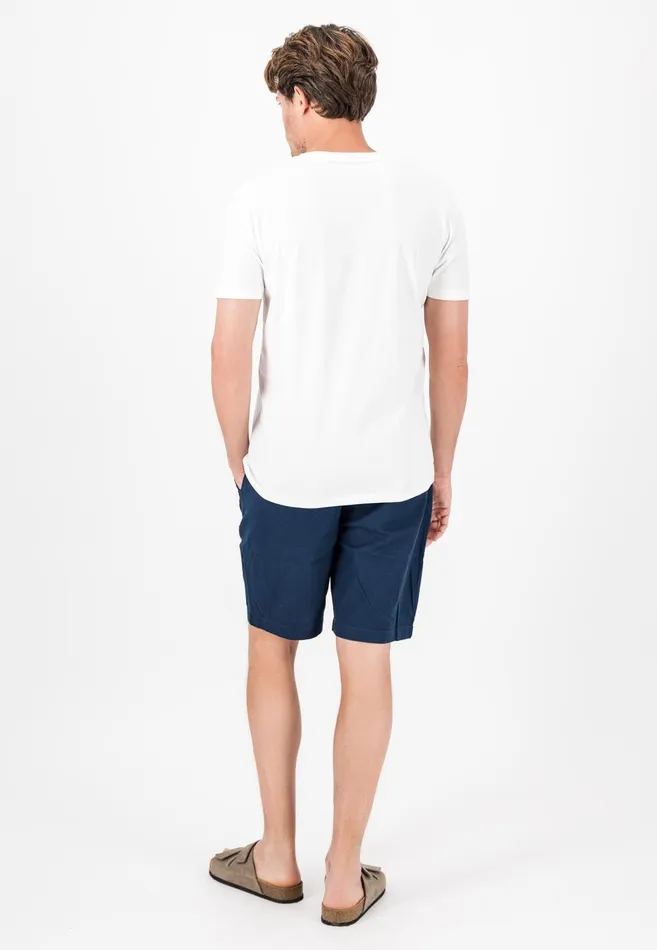 FYNCHHATTON Soft Tshirt With Botanical Front Print Whitenavy Men Tshirts