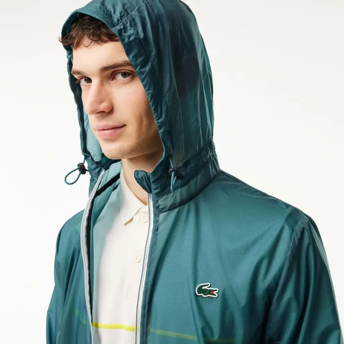 Jackets and Coats Men Lacoste Men039s Lightweight Waterproof ZipUp Jacket Hydro Blue Iy4