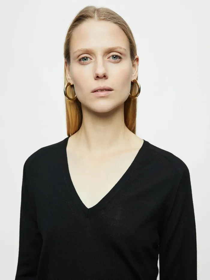 Jigsaw Knitwear and Cashmere Women Merino V Neck Jumper Black