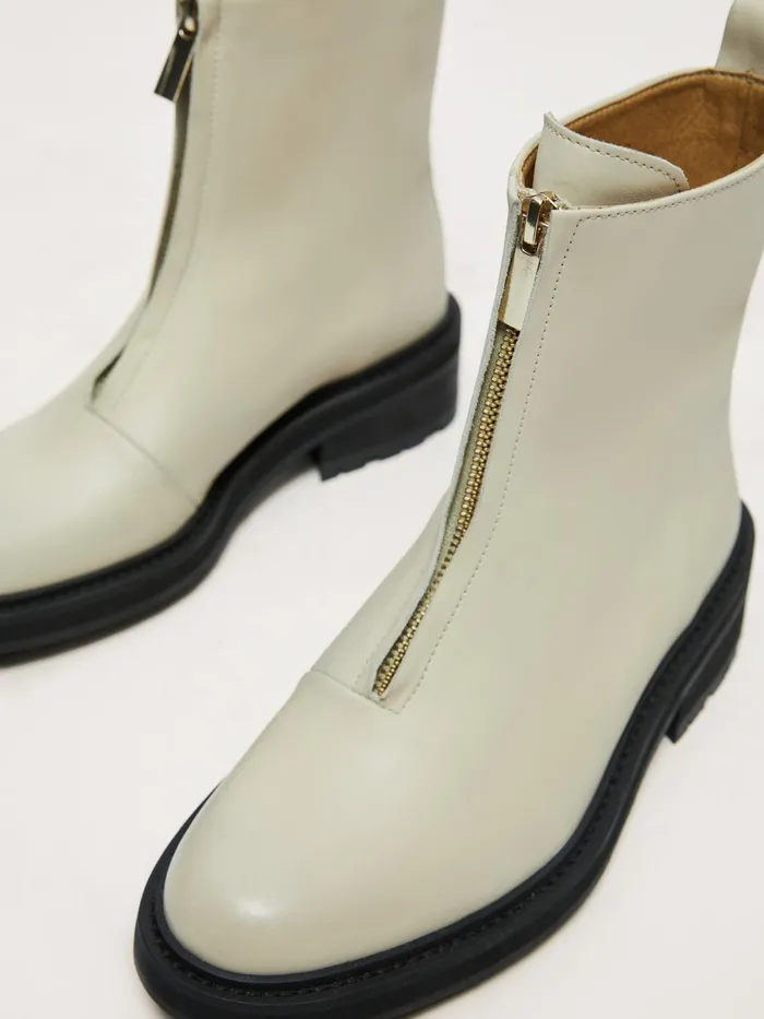 Jigsaw Shoes and Sandals Women Sawyer Trek Boot Cream