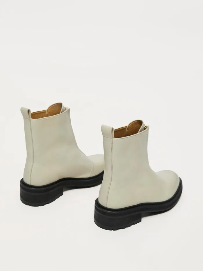 Jigsaw Shoes and Sandals Women Sawyer Trek Boot Cream