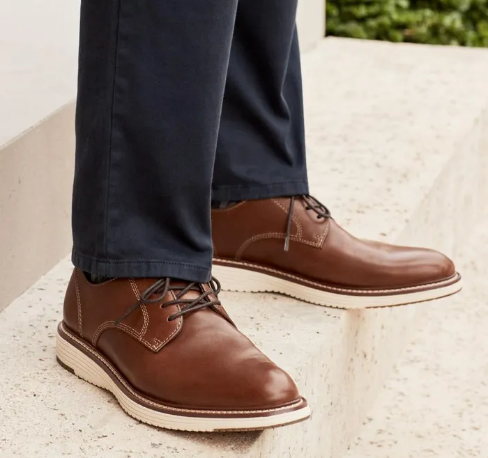 Johnston and Murphy Upton Plain Toe Tan Full Grain Men LaceUps Johnston and Murphy Upton Plain Toe Tan Full Grain Men LaceUps