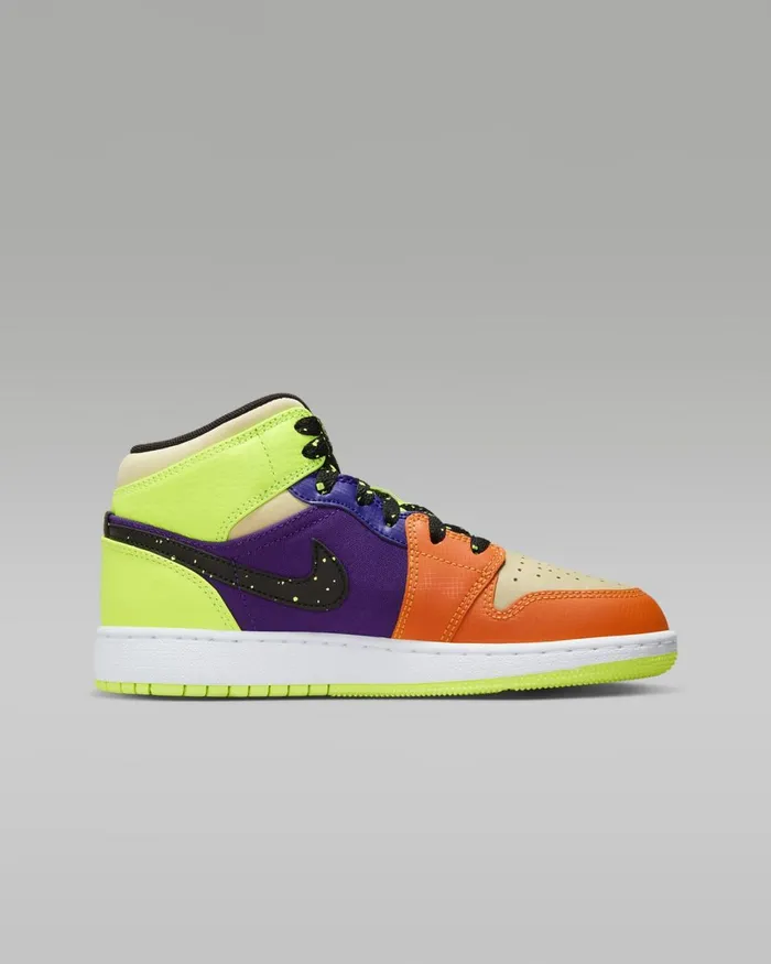 Kids Nike Jordan Air Jordan 1 Mid SE Voltvivid Orangeteam Goldblack