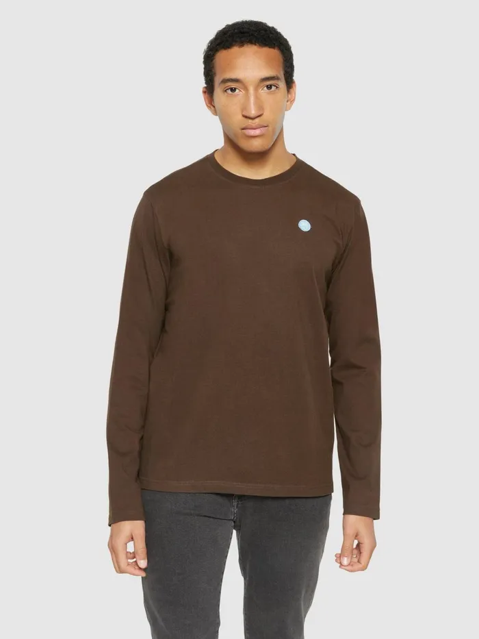 KnowledgeCotton Apparel Long Sleeves Badge Long Sleeve Demitasse brown 8211 Men