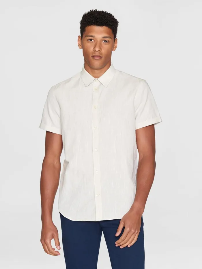 KnowledgeCotton Apparel Shirts Custom Fit Linen Short Sleeve Shirt Light Feather Gray 8211 Men KnowledgeCotton Apparel Shirts Custom Fit Linen Short Sleeve Shirt Light Feather Gray 8211 Men