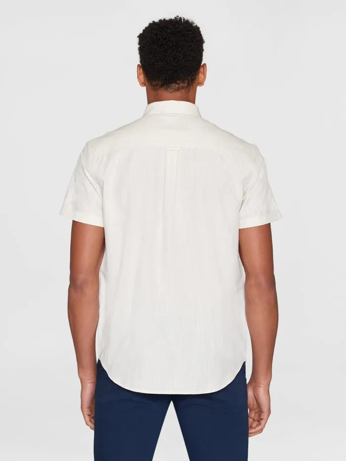 KnowledgeCotton Apparel Shirts Custom Fit Linen Short Sleeve Shirt Light Feather Gray 8211 Men KnowledgeCotton Apparel Shirts Custom Fit Linen Short Sleeve Shirt Light Feather Gray 8211 Men