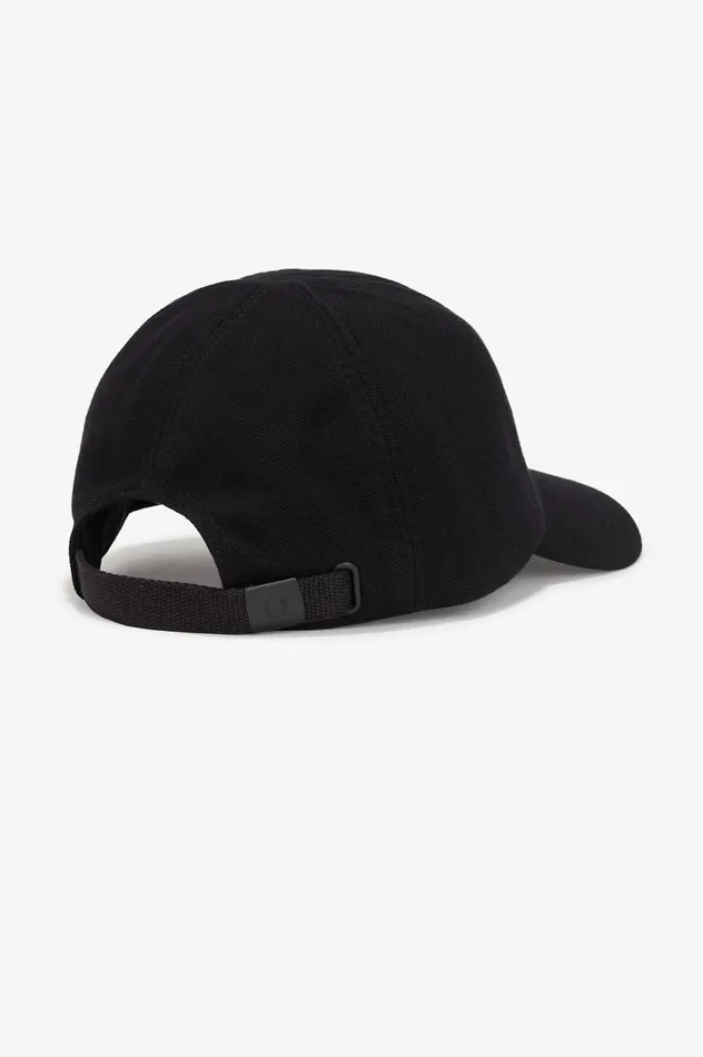 Men Classic Piqu Cap Blacksnow White Fred Perry Accessories