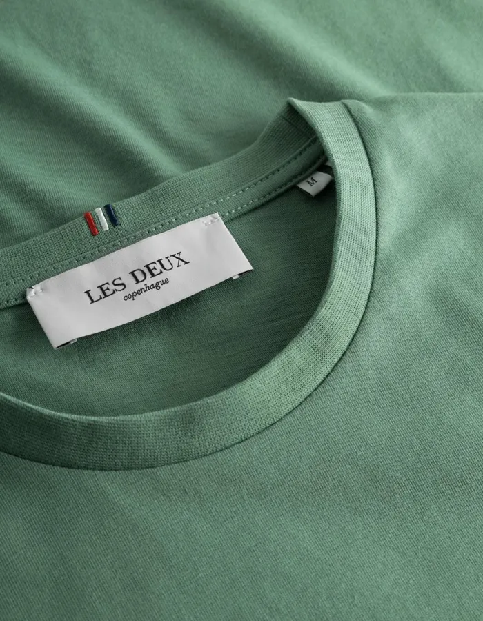 Men Encore TShirt 8211 Dark Ivy GreenWhite Les Deux Tshirts