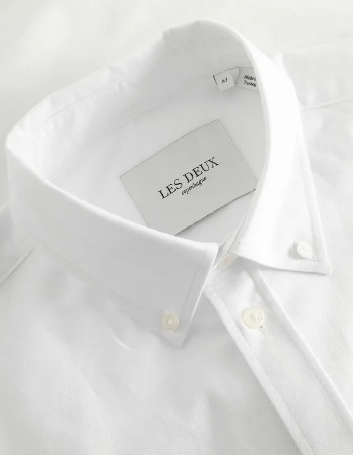 Men Konrad Contrast Oxford Shirt 8211 WhiteWhite Les Deux ShirtsOvershirts