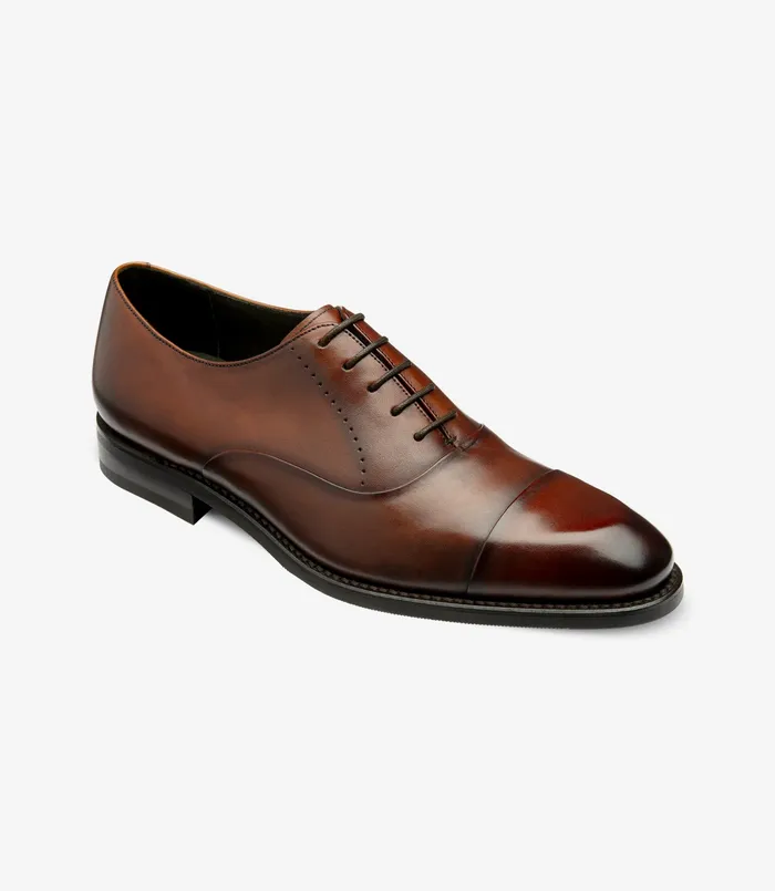 Men Loake Phoenix Scotch Patina Toe Caps Men Loake Phoenix Scotch Patina Toe Caps