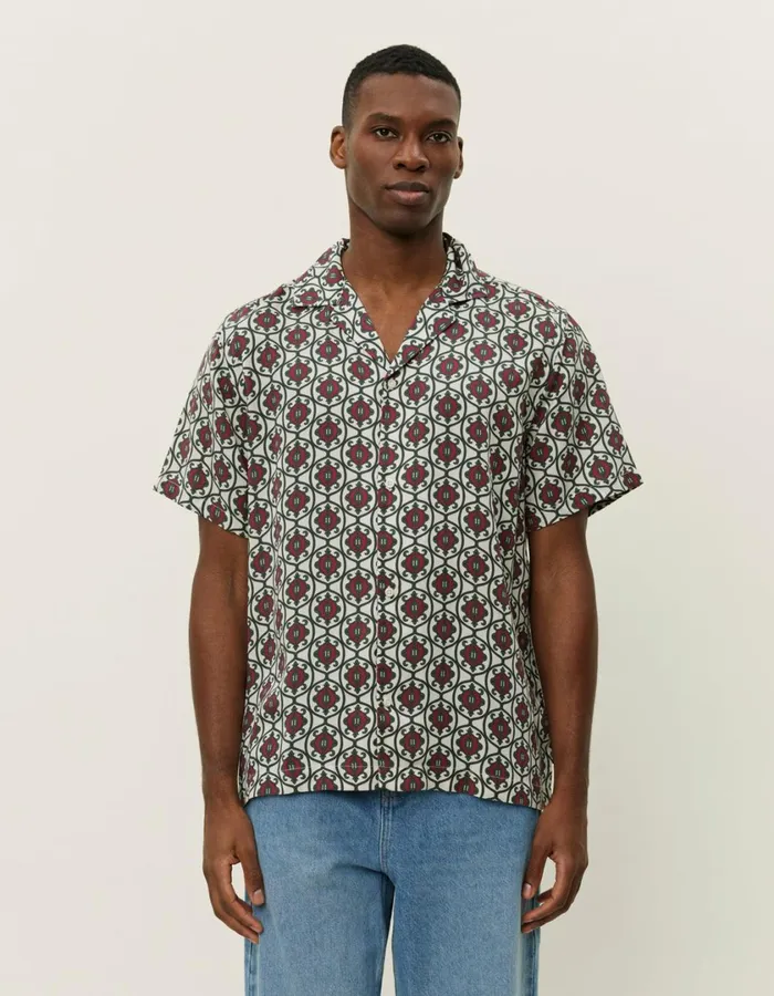 Men Ornament Tencel SS Shirt 8211 IvoryChive Green Les Deux ShirtsOvershirts