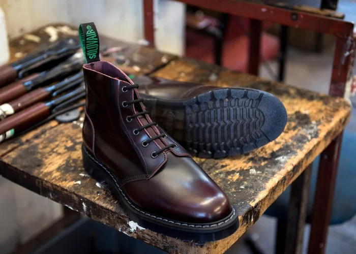 Men Solovair Astronaut Boots Burgundy RubOff 6 Eye Astronaut Boot