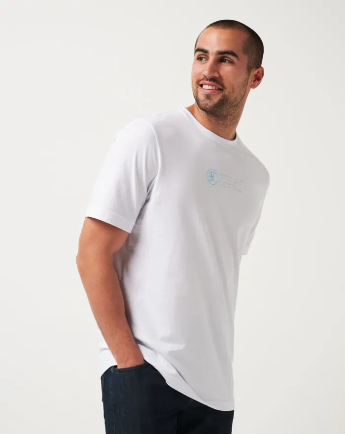 Men Tees TravisMathew BURNLEY SLIDE SHOW TEE White