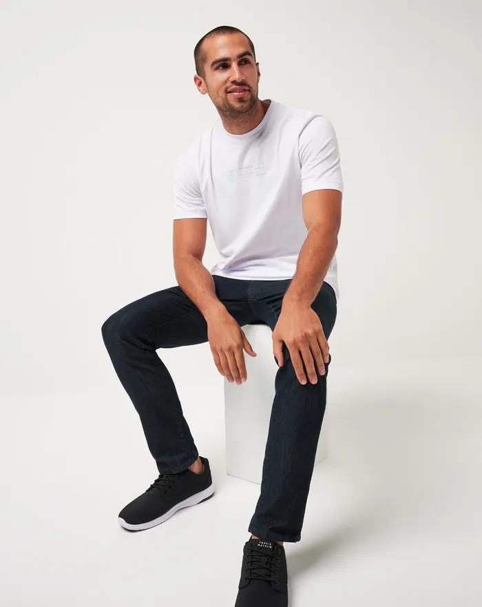 Men Tees TravisMathew BURNLEY SLIDE SHOW TEE White