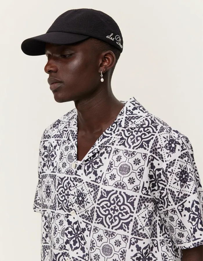 Men Tiles AOP SS Shirt 8211 WhiteBlack Les Deux ShirtsOvershirts