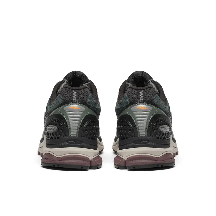MenWomen Saucony ProGrid Triumph 4 CS Agave Chocolate Lifestyle