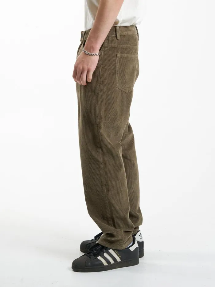 Mens Slacker Cord Jean Desert Thrills Denim