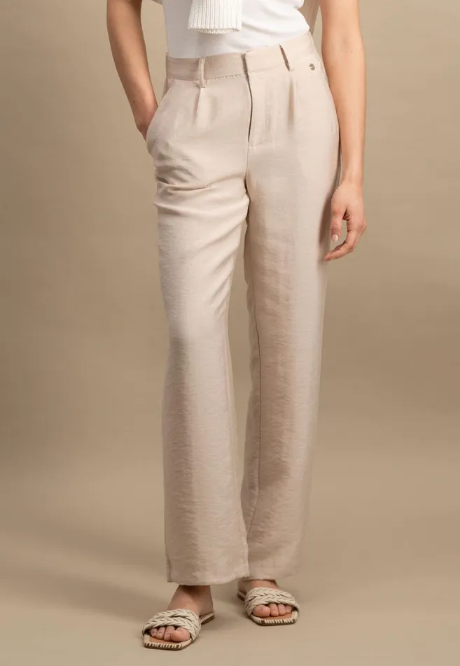 Pants Women FYNCHHATTON Casualfit Trousers In Plain Colors Sand