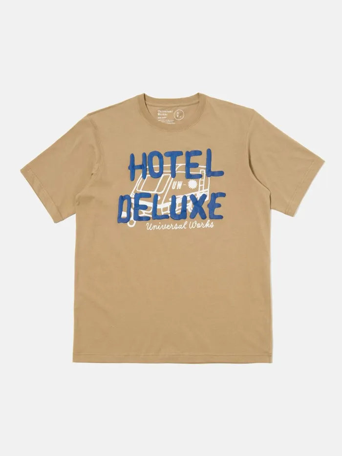 Print Tee In Sand 039Hotel Deluxe039Single Jersey Men Universal Works Tees