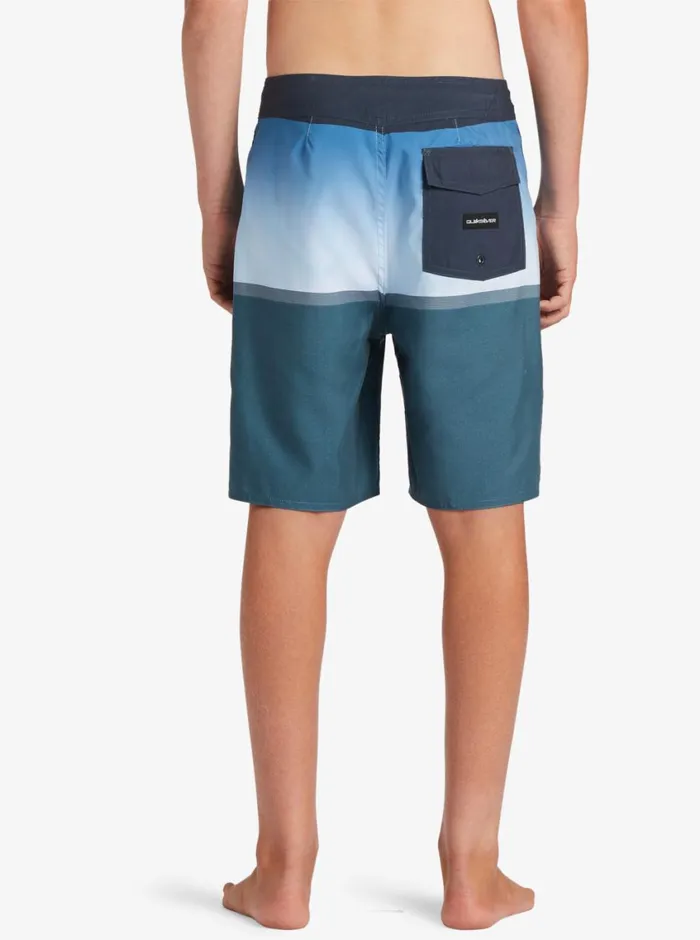 Quiksilver 816 Everyday Division 17034 Boardshorts Aegean Blue Boys Shorts