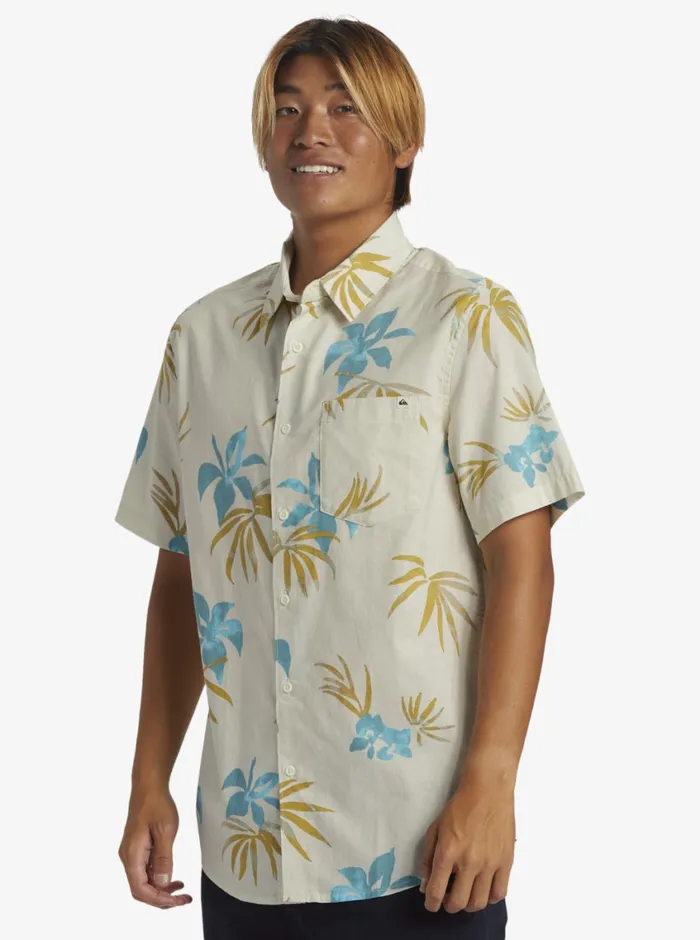 Quiksilver Apero Classic Short Sleeve Woven Shirt Snow White Aop Mix Bag Ss Mens Shirts and Polos Quiksilver Apero Classic Short Sleeve Woven Shirt Snow White Aop Mix Bag Ss Mens Shirts and Polos