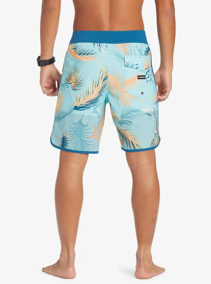 Quiksilver Highline Scallop 19034 Boardshorts Maroccan Blue Mens Shorts and Amphibians