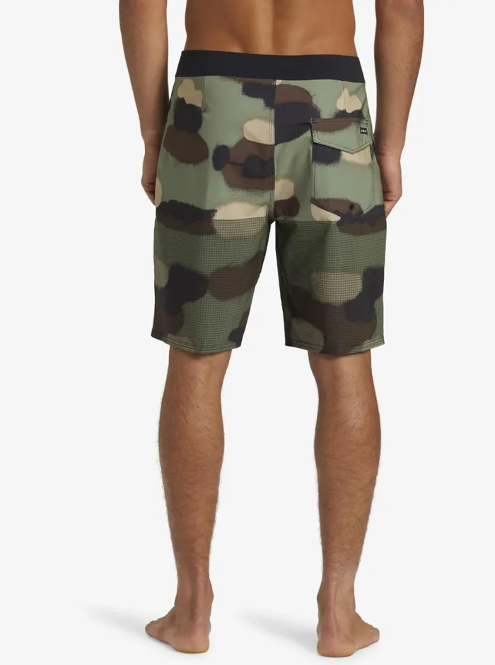 Quiksilver Highline Straight Leg 19034 Boardshorts Camo Mens Boardshorts Quiksilver Highline Straight Leg 19034 Boardshorts Camo Mens Boardshorts