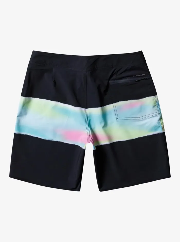 Quiksilver Surfsilk Air Brush 19034 Boardshorts Black Mens Shorts and Amphibians