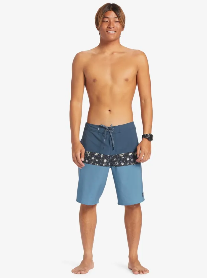 Quiksilver Surfsilk Panel 20034 Boardshorts Aegean Blue Mens Shorts and Amphibians Quiksilver Surfsilk Panel 20034 Boardshorts Aegean Blue Mens Shorts and Amphibians