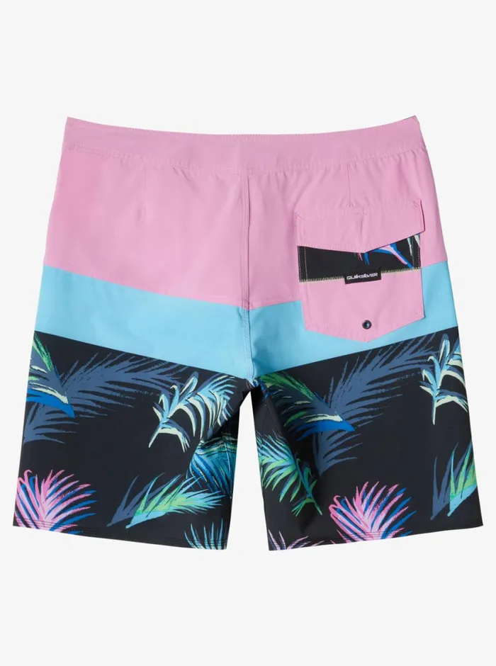 Quiksilver Surfsilk Panel 20034 Boardshorts Moonlite Mauve Mens Shorts and Amphibians
