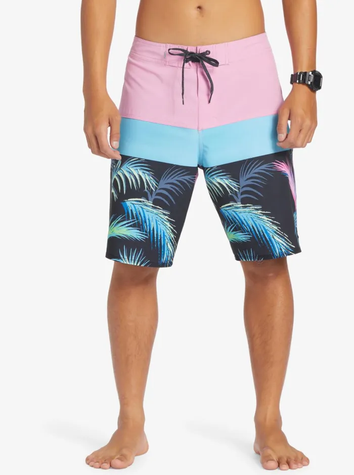 Quiksilver Surfsilk Panel 20034 Boardshorts Moonlite Mauve Mens Shorts and Amphibians