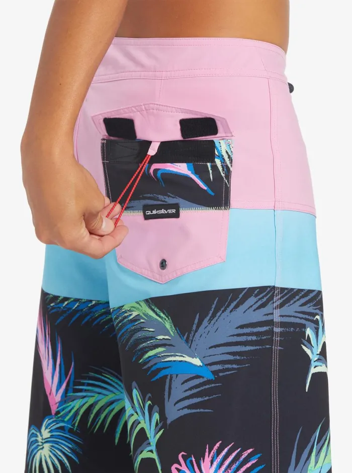 Quiksilver Surfsilk Panel 20034 Boardshorts Moonlite Mauve Mens Shorts and Amphibians