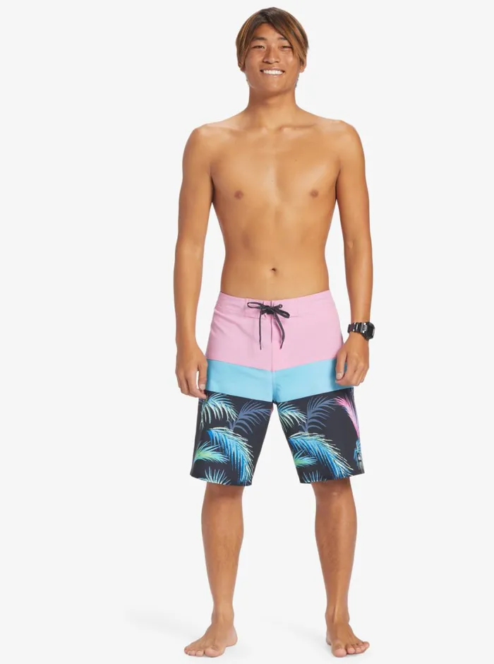 Quiksilver Surfsilk Panel 20034 Boardshorts Moonlite Mauve Mens Shorts and Amphibians