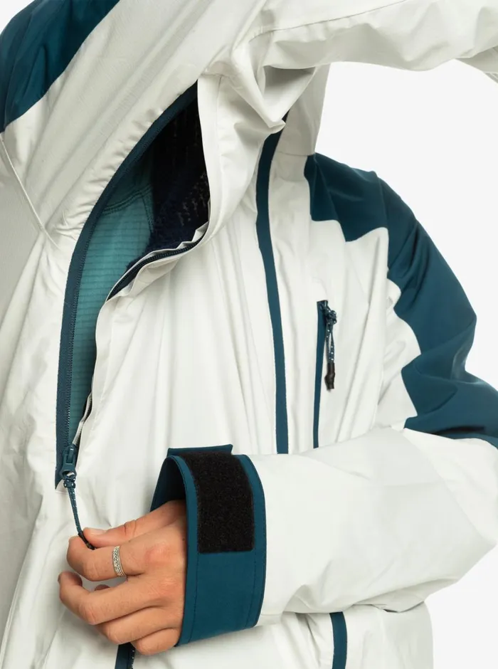 Quiksilver Ultralight 20K Technical Snow Jacket Nimbus Cloud Mens Snow Jackets Quiksilver Ultralight 20K Technical Snow Jacket Nimbus Cloud Mens Snow Jackets