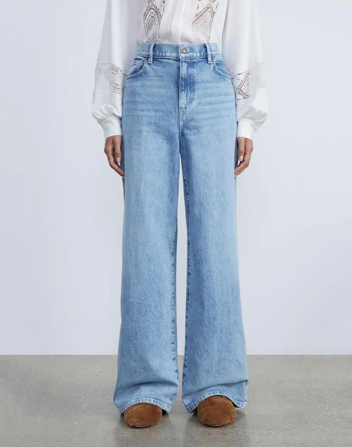 Ready To Wear L148 Denim Crosby Boyfriend Jean Stonewash Blue Lafayette 148 New York Pants and Shorts