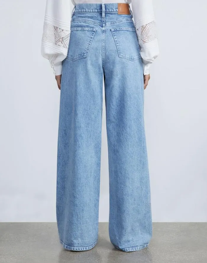 Ready To Wear L148 Denim Crosby Boyfriend Jean Stonewash Blue Lafayette 148 New York Pants and Shorts