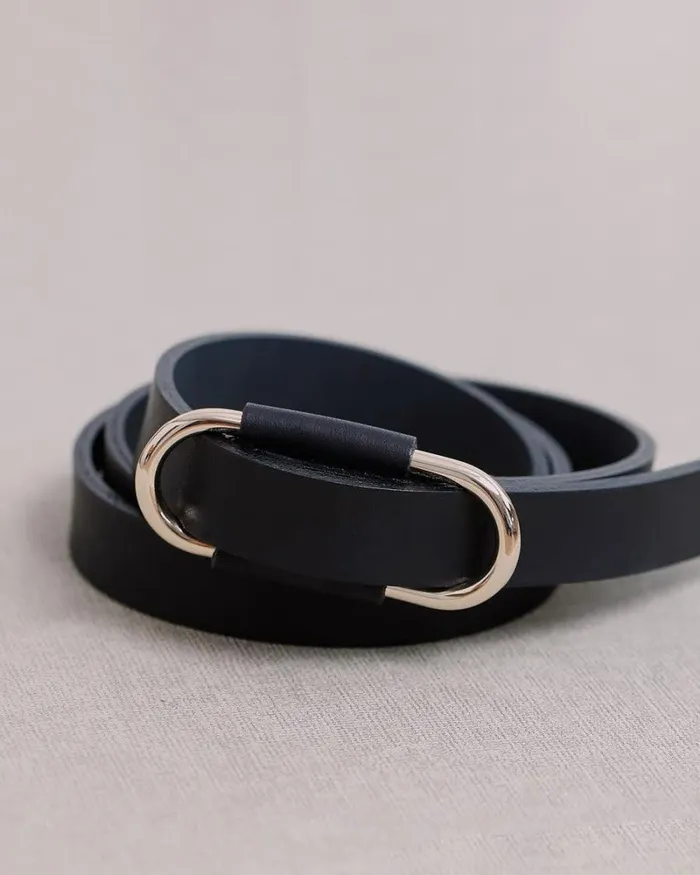 RWandCO Belts Thin Leather Belt With Oval Buckle Black 8211 Women